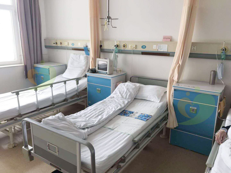 科技重塑陪护服务，陪床保姆价格表与智能生活的温馨关怀体验