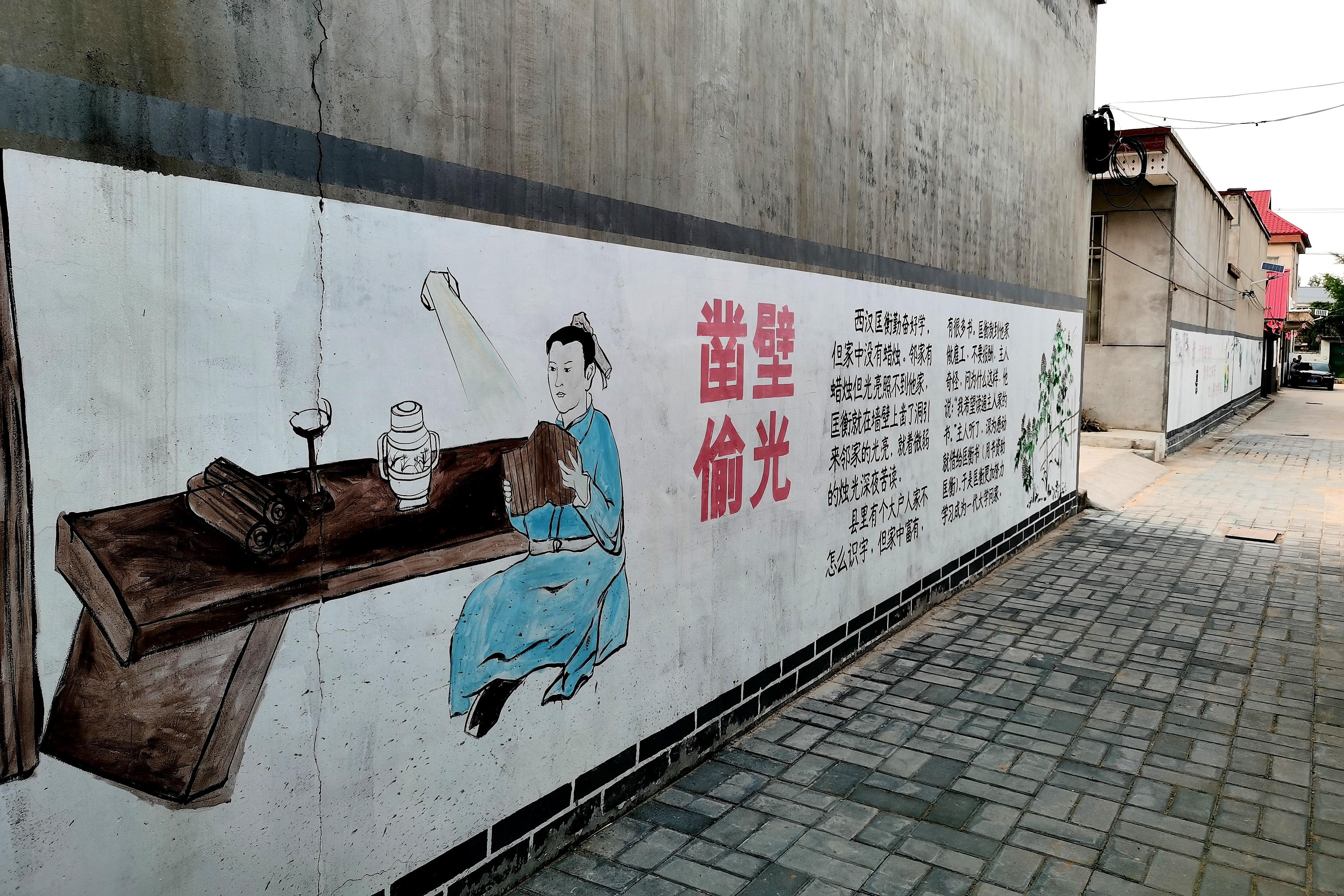 飞行员之眼中文版更新揭秘，小巷中的独特风味体验