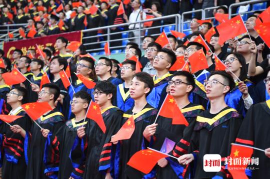 股份公司上市条件，迈向成功的关键步骤与华丽舞台