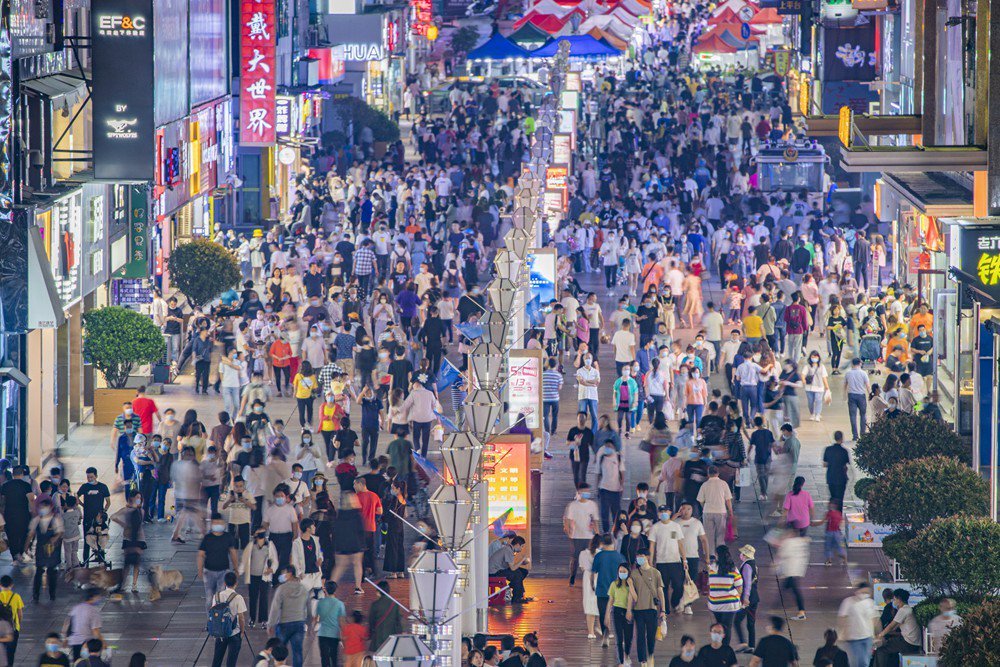 最新未来人，小巷中的隐藏瑰宝