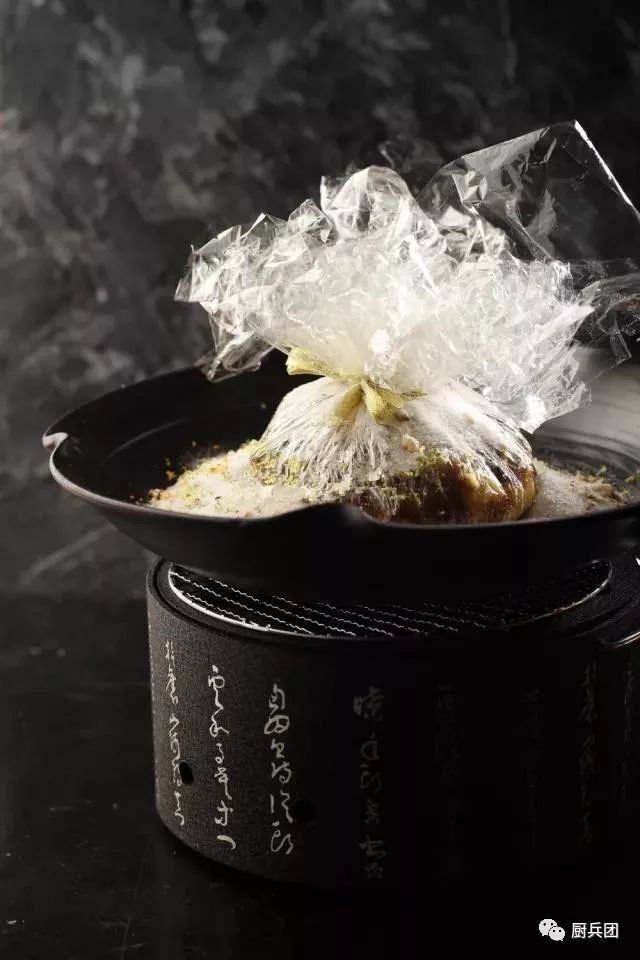 科技重塑味蕾盛宴，开启未来最新意境美食之旅